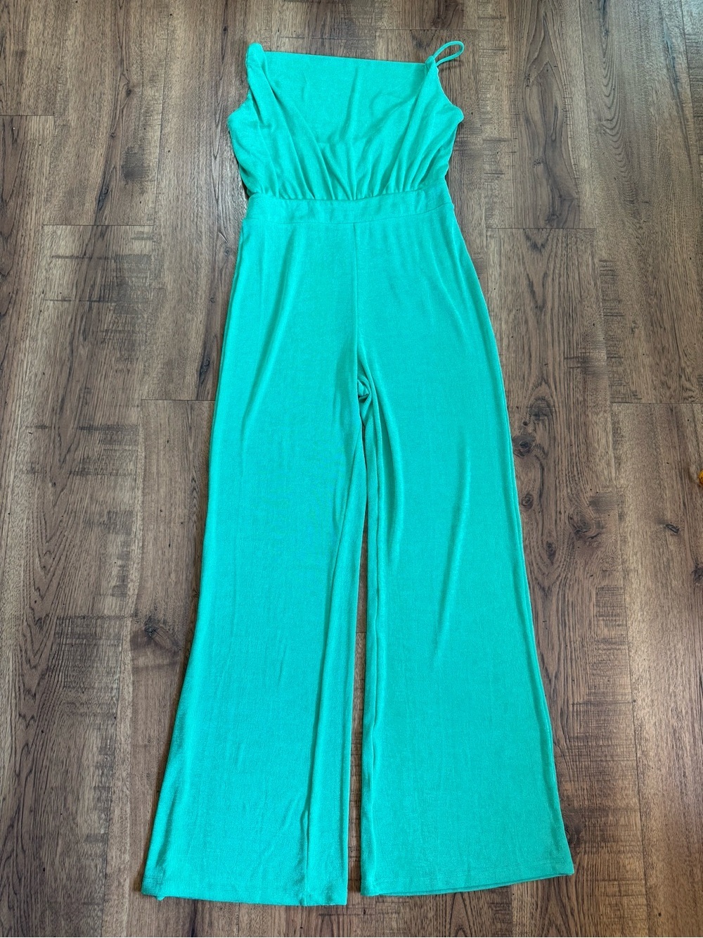 NWT!! OLIVACEOUS Elegant Green Sleeveless Jumpsuit Size L